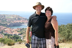 Kim and Denis overlooking the Collioure harbour